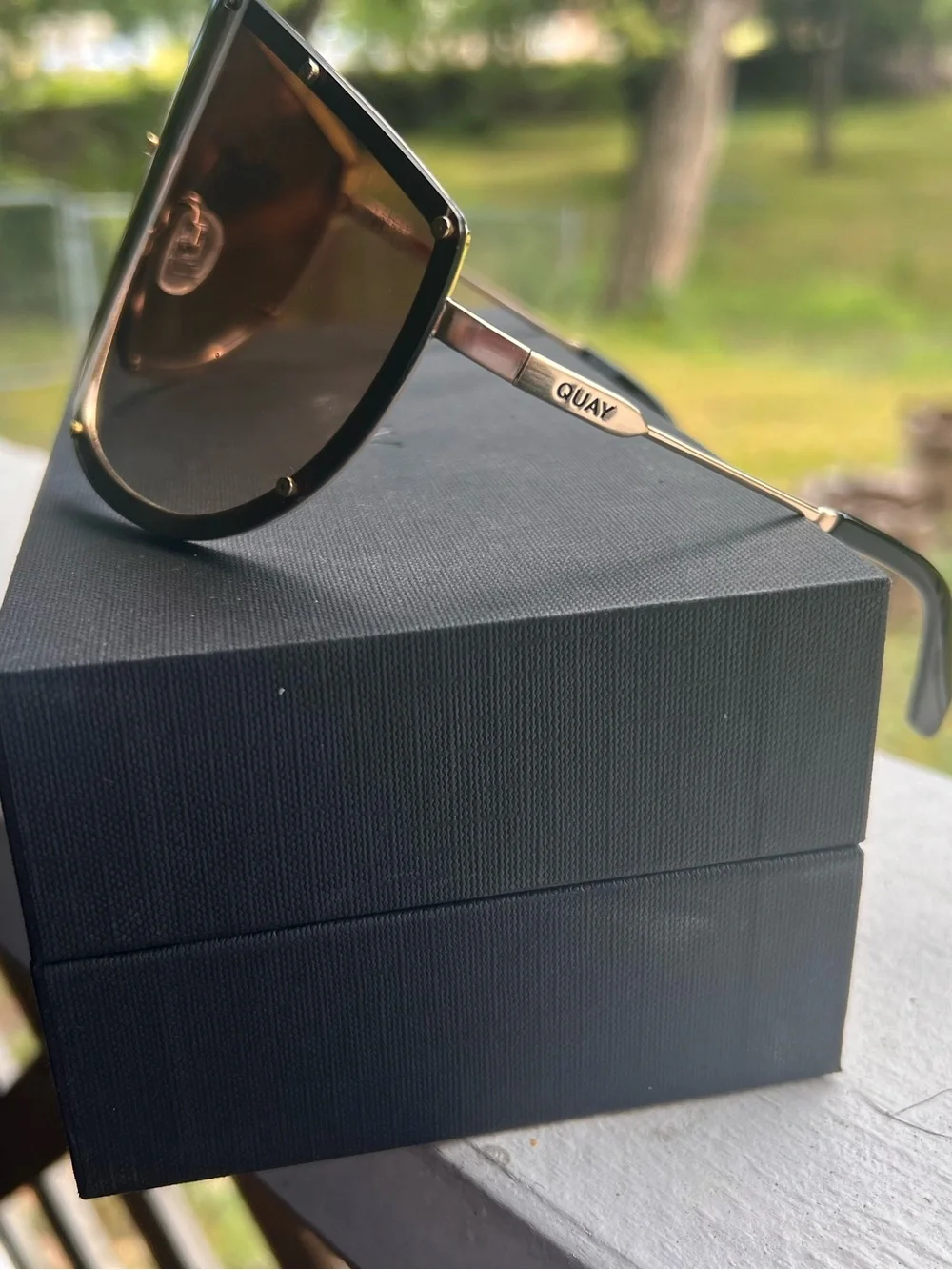 Quay Australia Sunglasses Accessories Set in Black and Yellow